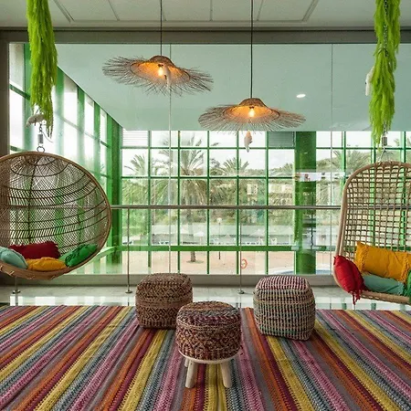 World Riwo Hotel. 4*