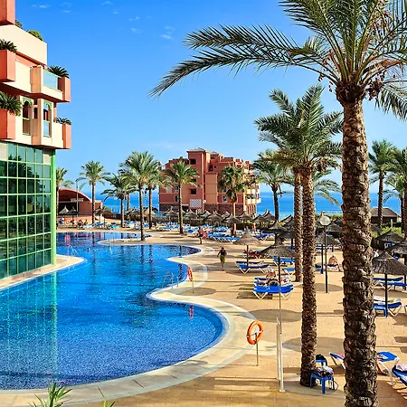 World Riwo Hotel. ホテル 4*