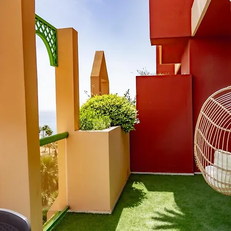 Hotel World Riwo Hotel. 4*