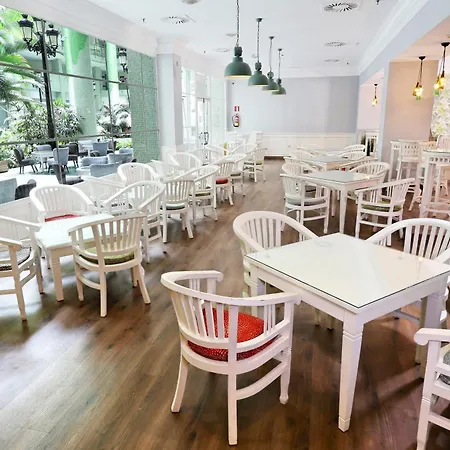 World Riwo Hotel. Hotel 4*