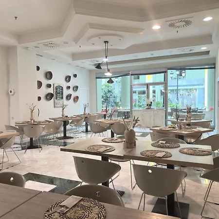 Otel World Riwo Hotel. Benalmádena