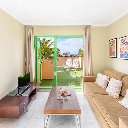World Riwo Hotel. Ξενοδοχείο 4*