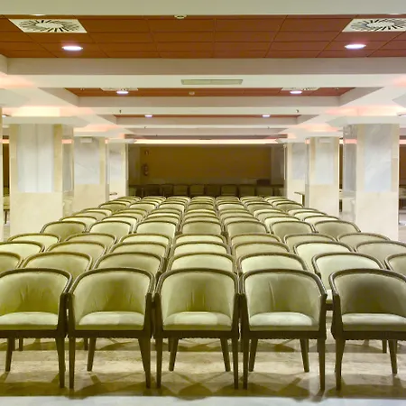 World Riwo Hotel. Ξενοδοχείο 4*
