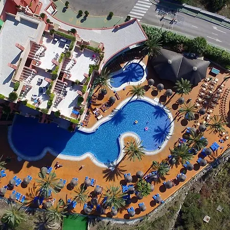 World Riwo Hotel. Ξενοδοχείο 4*